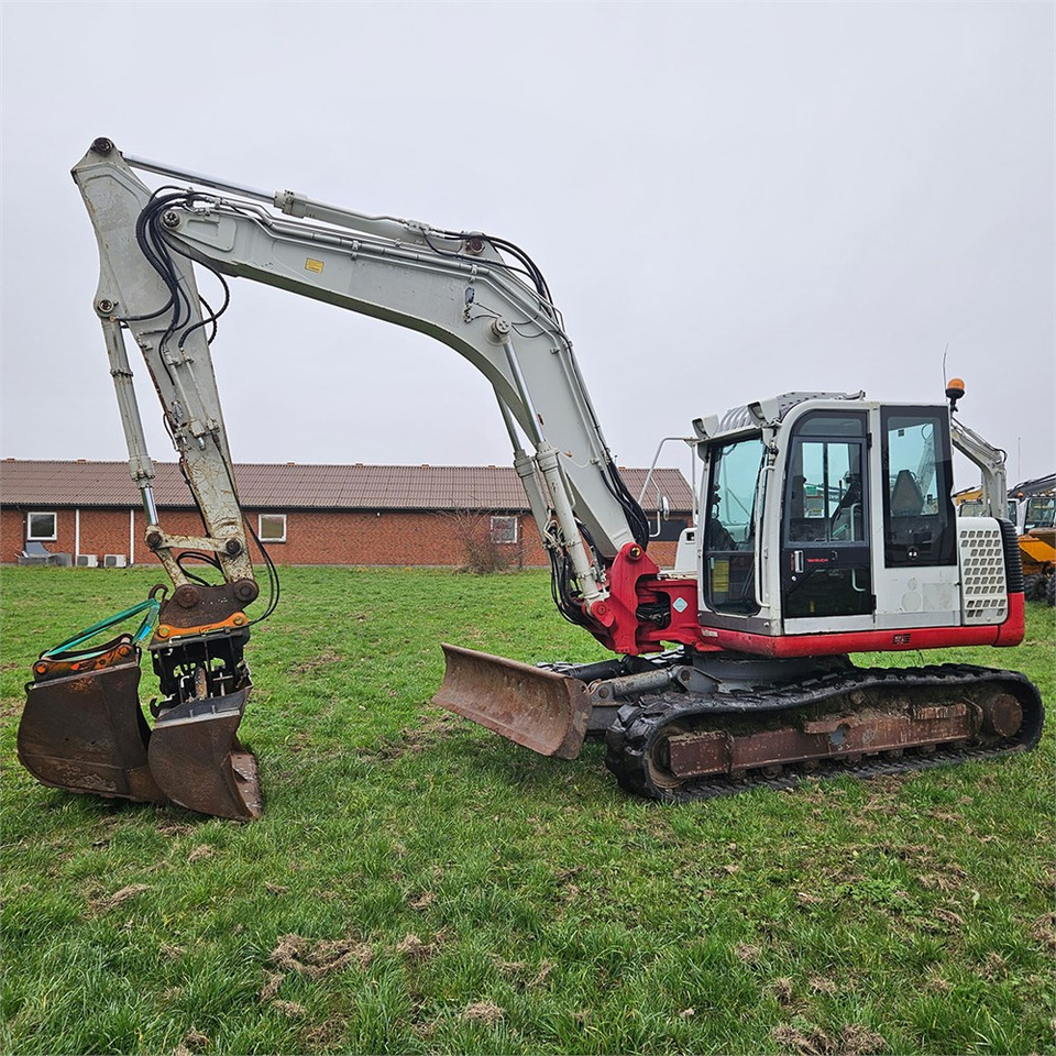 Takeuchi TB1140 - Pelle sur chenille: photos 2 Takeuchi TB1140 - Pelle sur chenille: photos 2