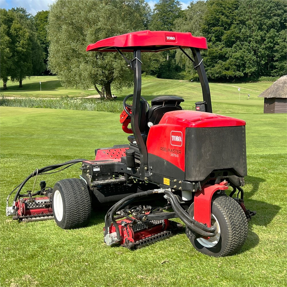 Motofaucheuse Toro Reelmaster 3575 D: photos 10