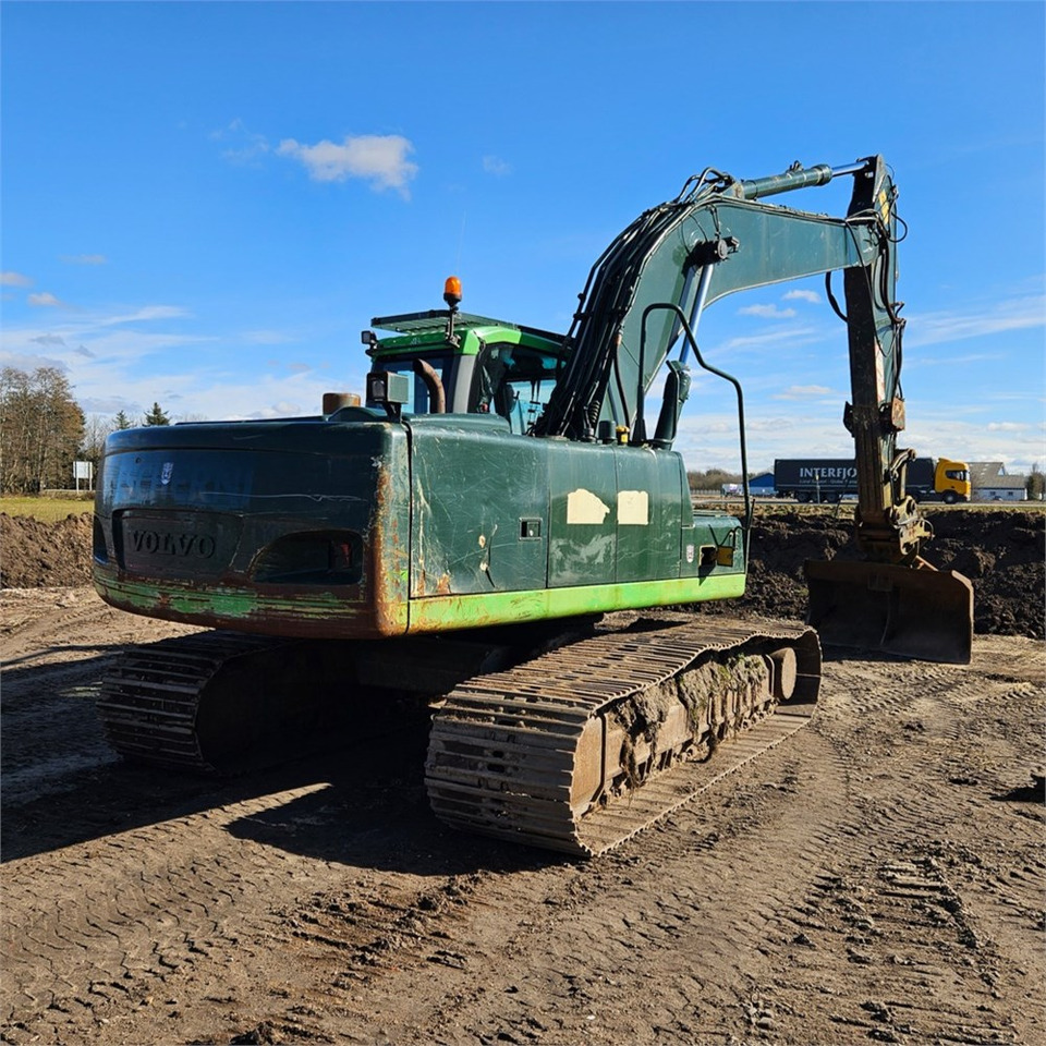 Volvo EC 210 CL - Pelle sur chenille: photos 3 Volvo EC 210 CL - Pelle sur chenille: photos 3