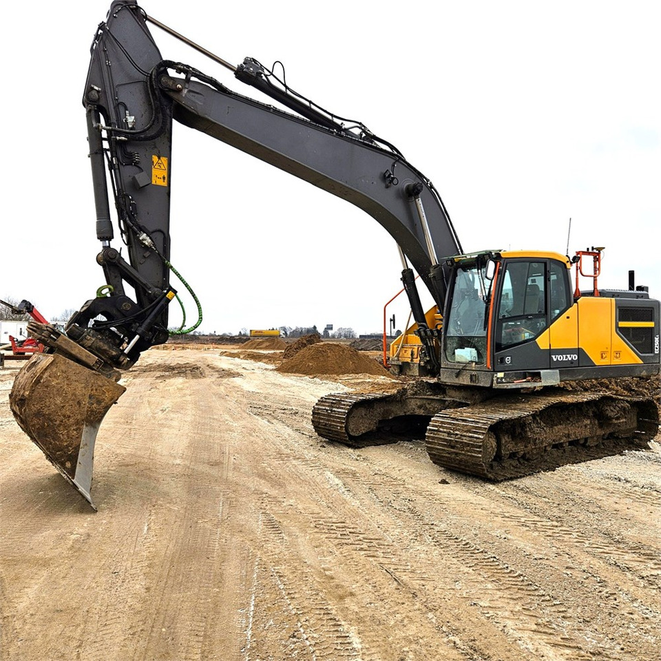 Volvo EC250 EL - Pelle sur chenille: photos 4 Volvo EC250 EL - Pelle sur chenille: photos 4