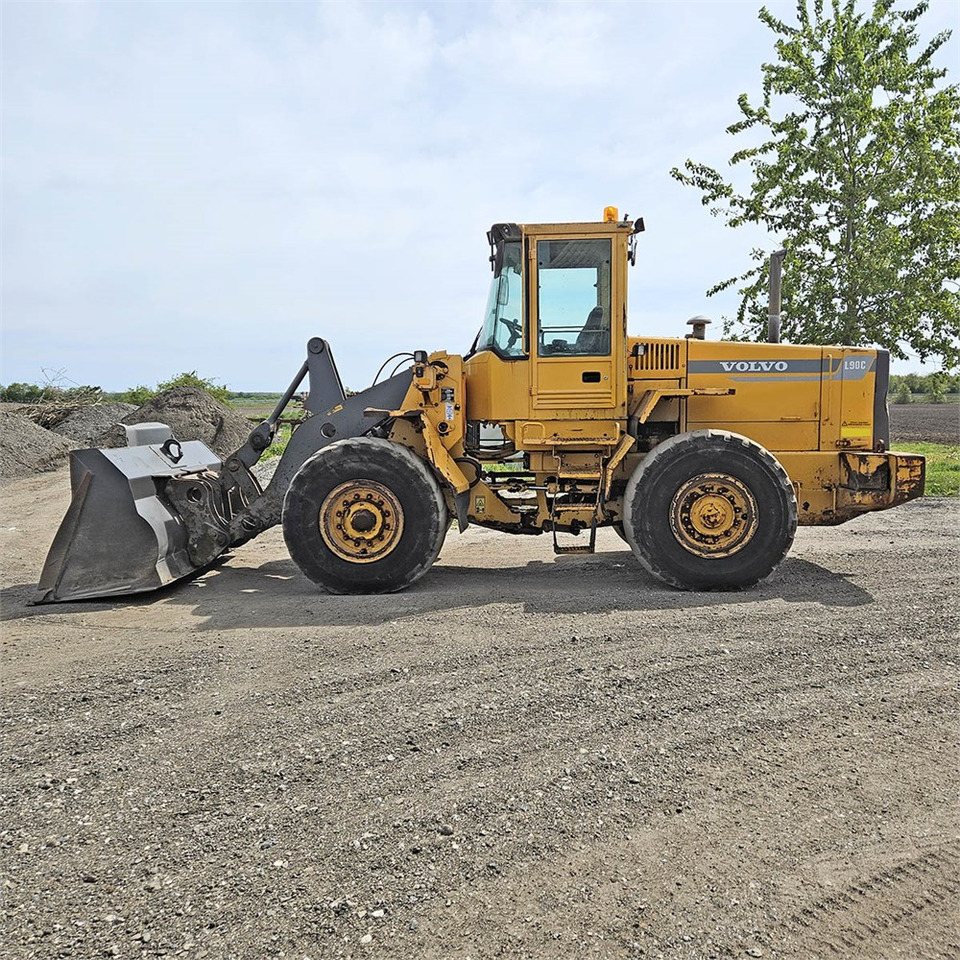 Volvo L90C - Chargeuse sur pneus: photos 2 Volvo L90C - Chargeuse sur pneus: photos 2
