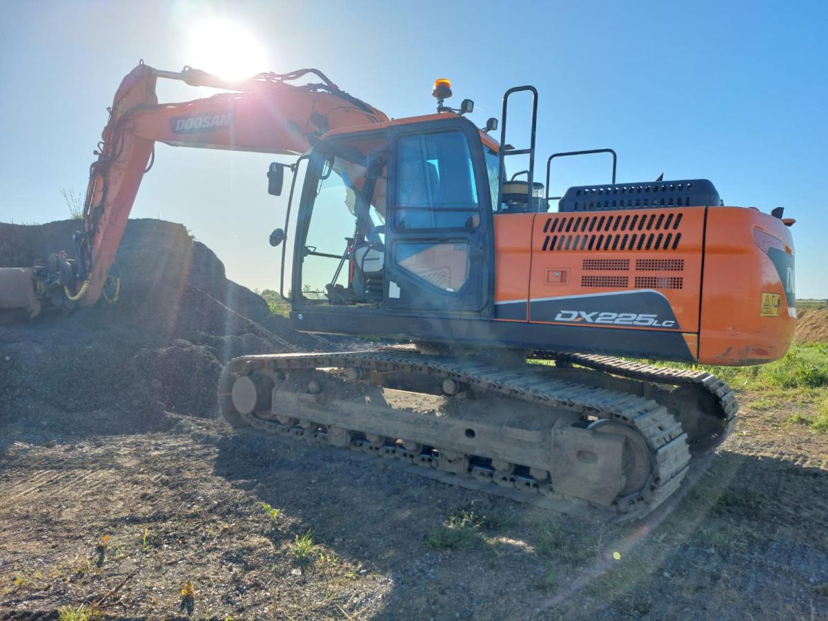 Doosan DX 225LC-5 - Pelle sur chenille: photos 2 Doosan DX 225LC-5 - Pelle sur chenille: photos 2