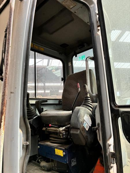 Hitachi EX 50-U - Mini pelle: photos 2 Hitachi EX 50-U - Mini pelle: photos 2