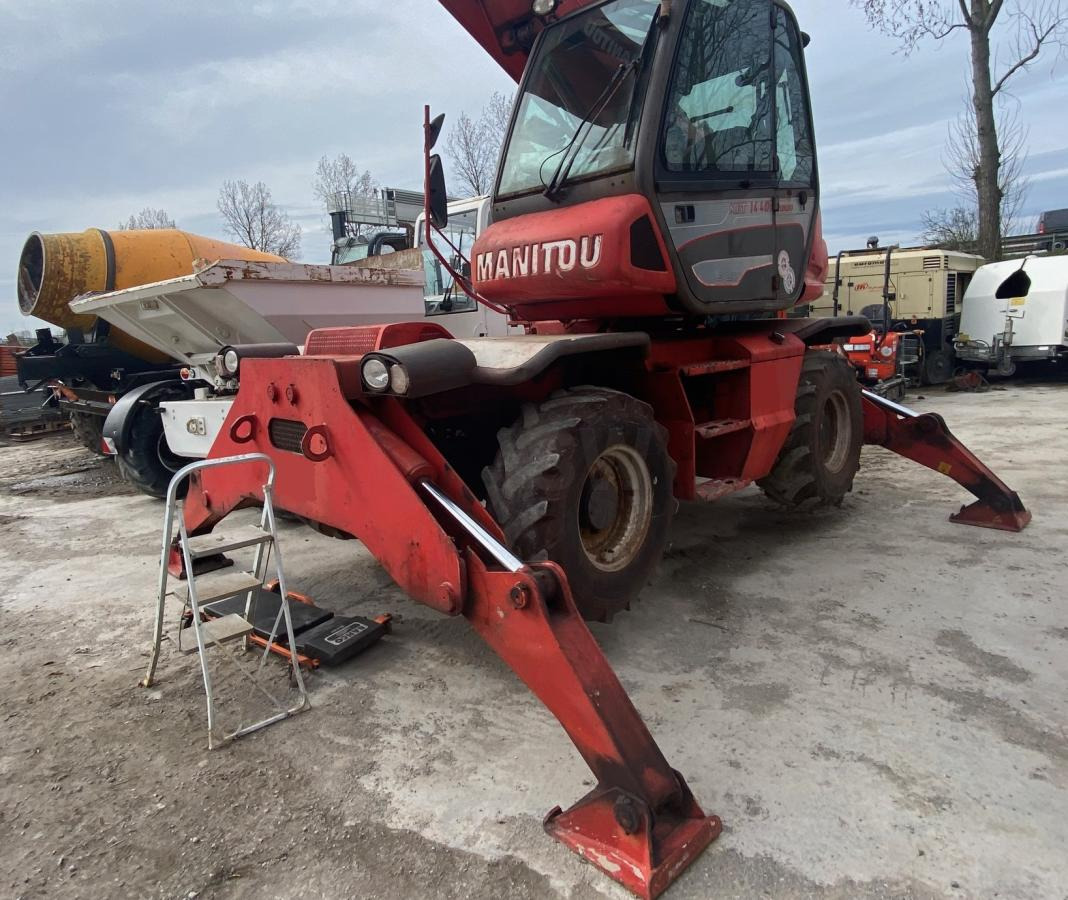 Manitou MRT 1440 EASY - Chariot télescopique: photos 3 Manitou MRT 1440 EASY - Chariot télescopique: photos 3