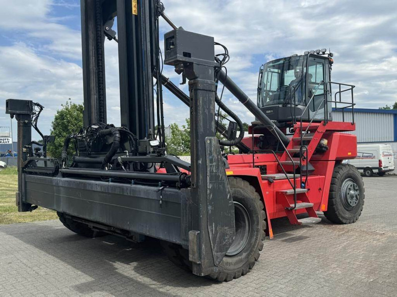 Kalmar DCG100-45ES7 - Chariot porte-conteneur: photos 1 Kalmar DCG100-45ES7 - Chariot porte-conteneur: photos 1