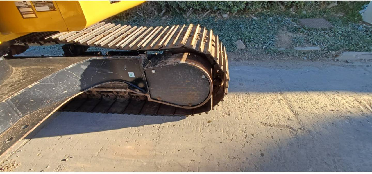 Pelle sur chenille CAT 317 GC: photos 19