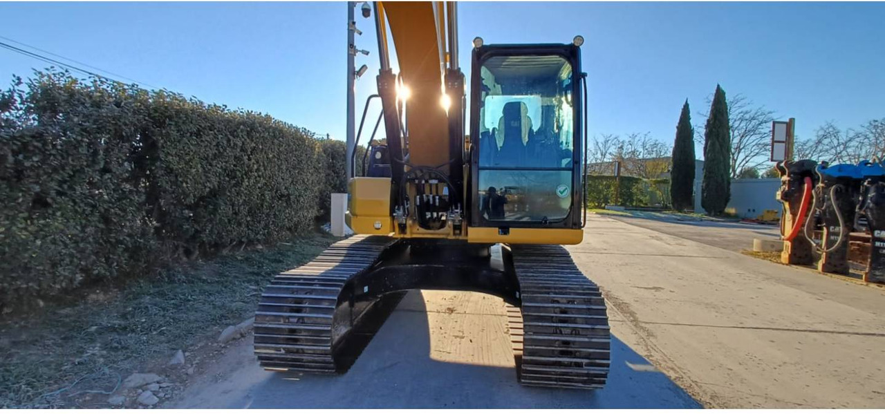 Pelle sur chenille CAT 317 GC: photos 16