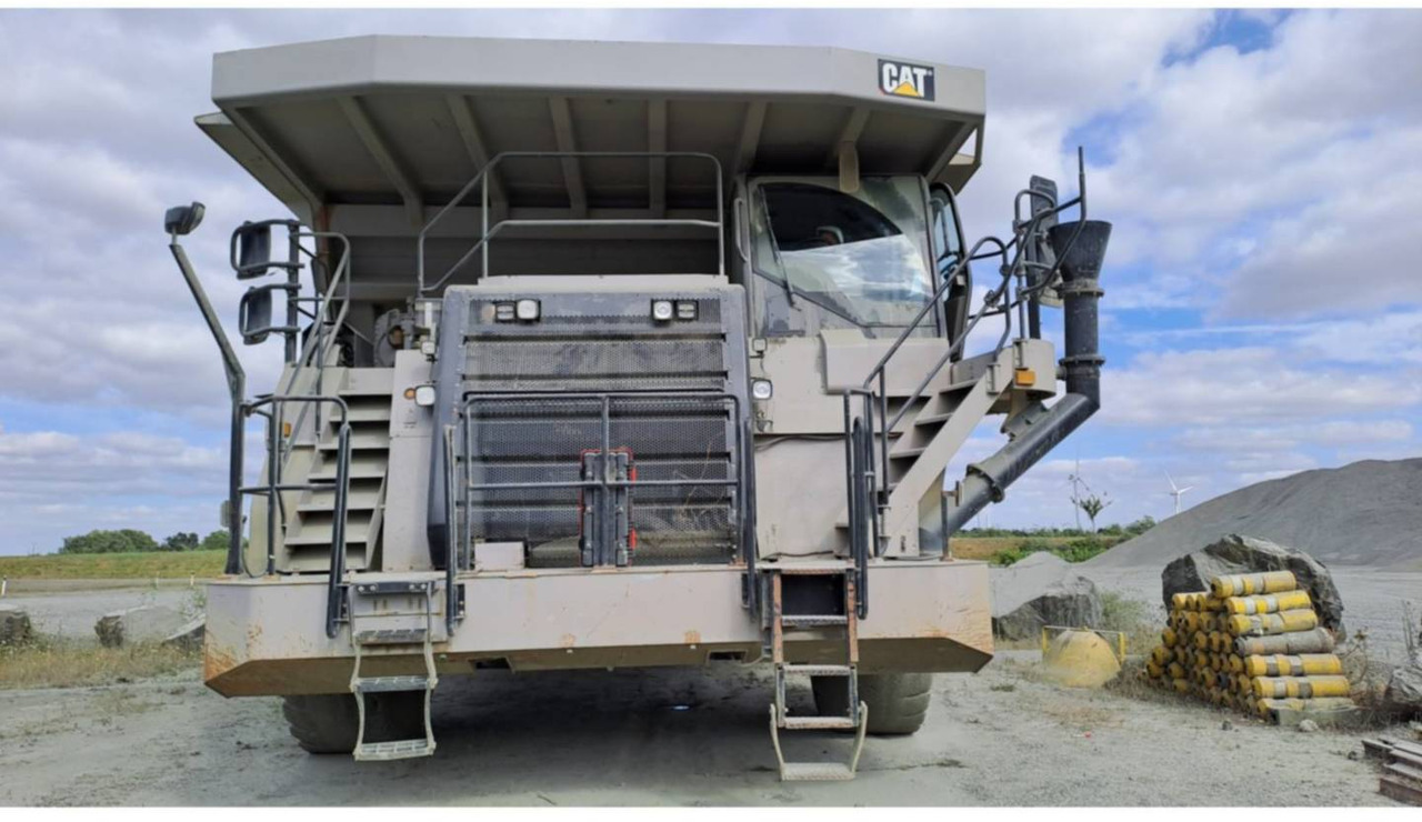 Tombereau rigide CAT 777F: photos 7