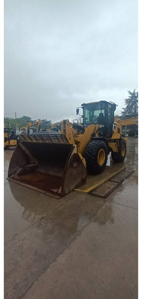 CAT 930M - Chargeuse sur pneus: photos 1 CAT 930M - Chargeuse sur pneus: photos 1