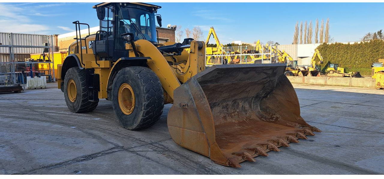 CAT 962M - Chargeuse sur pneus: photos 2 CAT 962M - Chargeuse sur pneus: photos 2