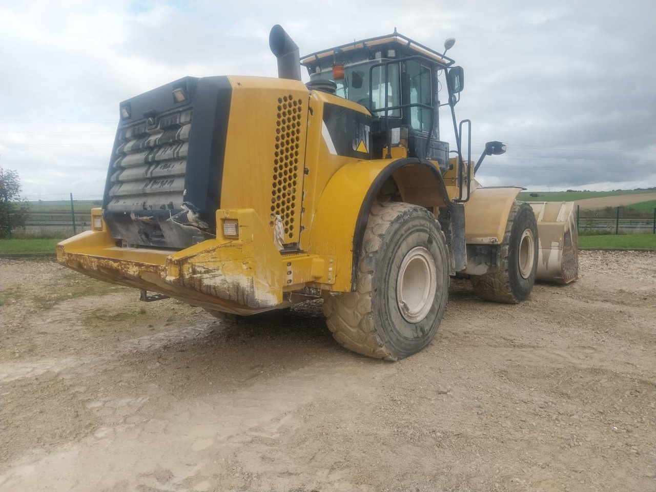 CAT 972K - Chargeuse sur pneus: photos 3 CAT 972K - Chargeuse sur pneus: photos 3