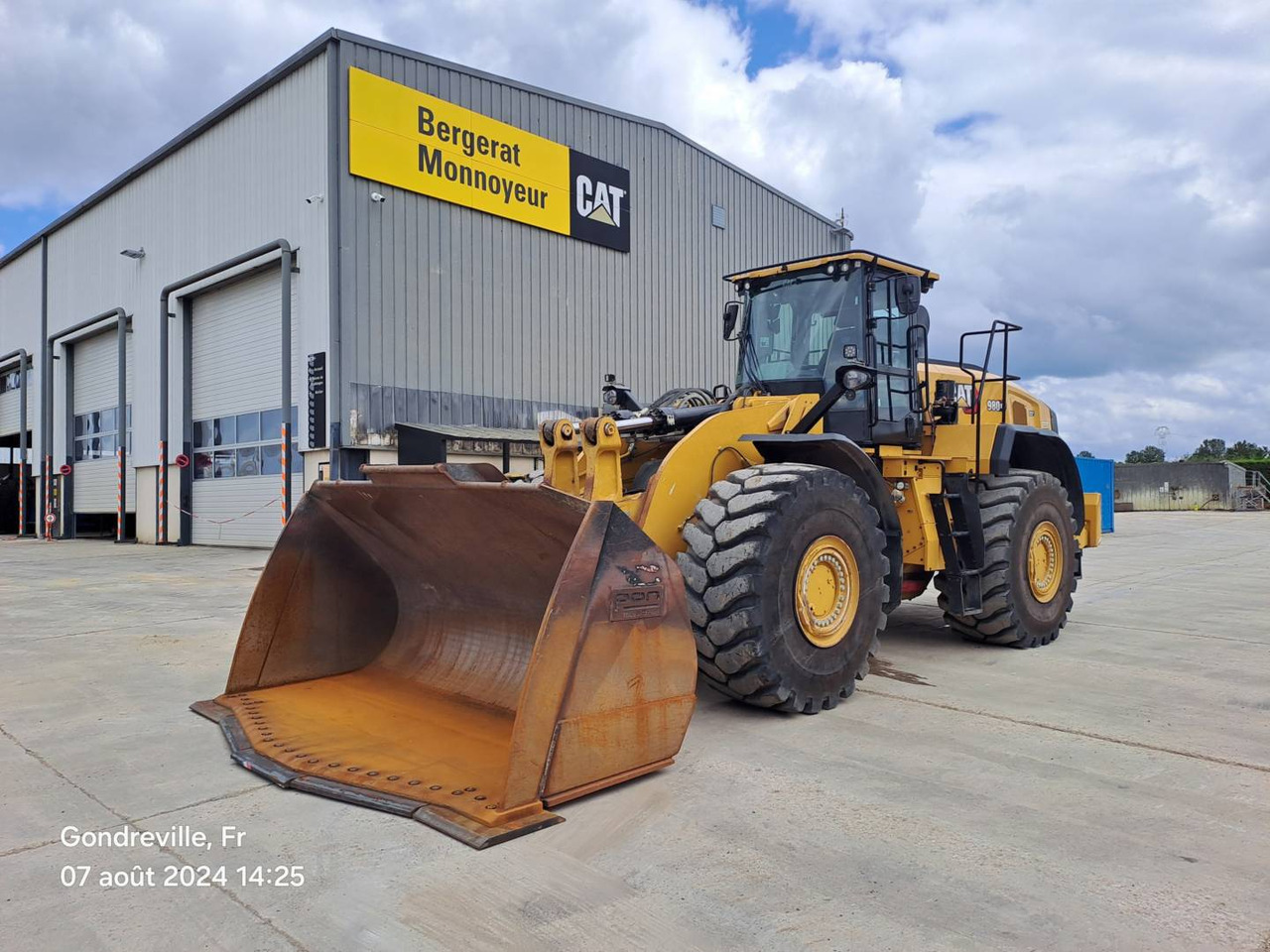 CAT 980XE - Chargeuse sur pneus: photos 1 CAT 980XE - Chargeuse sur pneus: photos 1