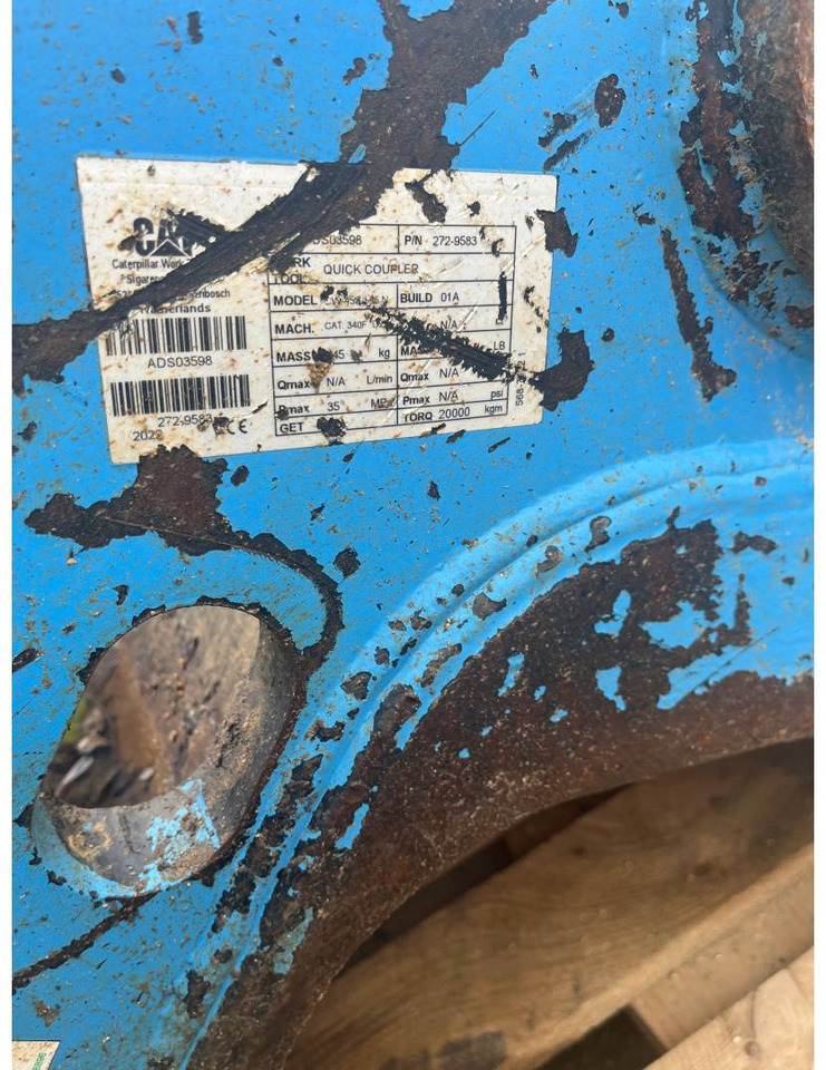 CAT COUPLER/CW45S/TIM/DB - Attache rapide: photos 2 CAT COUPLER/CW45S/TIM/DB - Attache rapide: photos 2