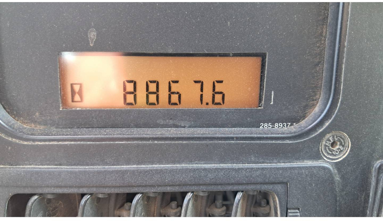 CAT D6NXL - Bulldozer: photos 5 CAT D6NXL - Bulldozer: photos 5