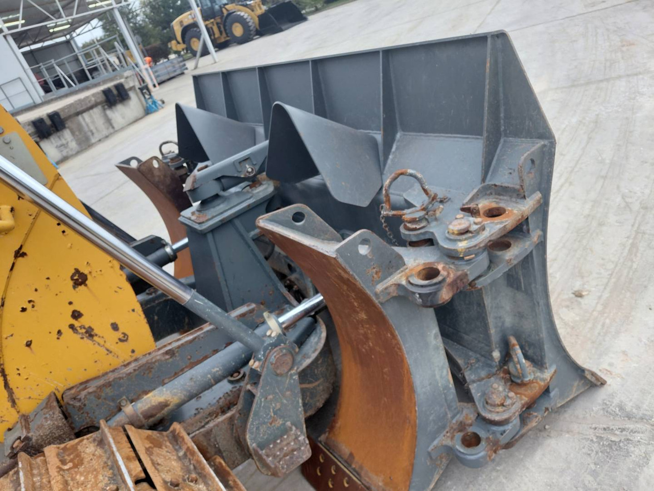 Bulldozer LIEBHERR PR736: photos 14 Bulldozer LIEBHERR PR736: photos 14