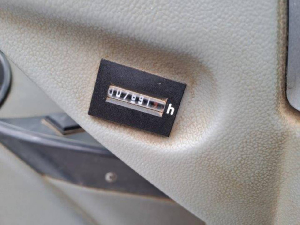 LIEBHERR R946 - Pelle sur chenille: photos 5 LIEBHERR R946 - Pelle sur chenille: photos 5
