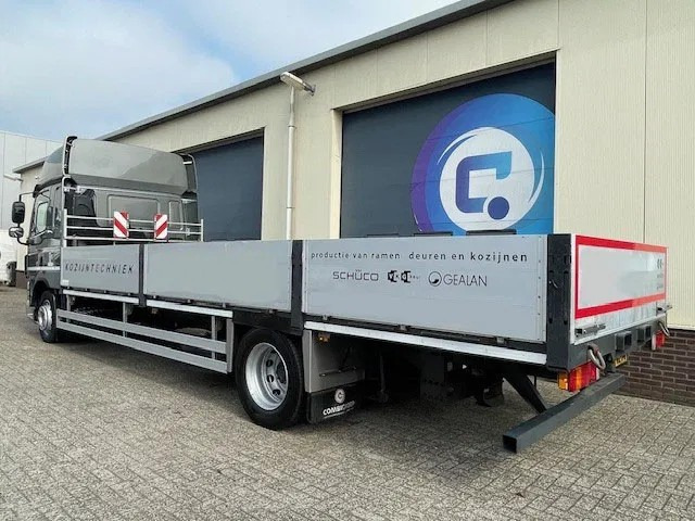 DAF CF 85 .360 4x2 Euro 5 - Open laadbak + WebTrailer open laadbak - Year 2012 - Good condition - Camion plateau: photos 4 DAF CF 85 .360 4x2 Euro 5 - Open laadbak + WebTrailer open laadbak - Year 2012 - Good condition - Camion plateau: photos 4