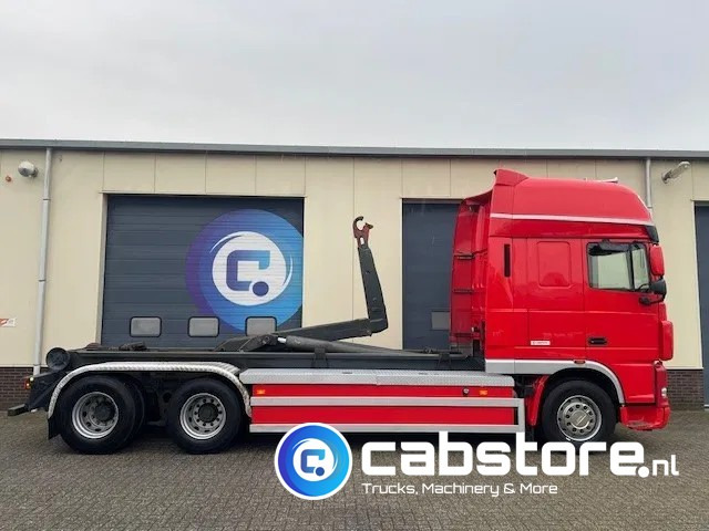 DAF XF 105 .460 FAS Euro 5 - Haakarmsysteem - Hooklift - Abrolkipper - Year 2006 - ANALOG TACHO - TUV 05-2025 - Camion ampliroll: photos 5 DAF XF 105 .460 FAS Euro 5 - Haakarmsysteem - Hooklift - Abrolkipper - Year 2006 - ANALOG TACHO - TUV 05-2025 - Camion ampliroll: photos 5