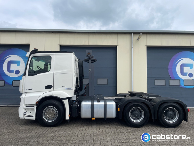 Mercedes-Benz Actros 3363 6x4 SLT Euro 6 3363 6x4 SLT Euro 6 - Zwaartransport - Heavy Load - Schwertransporte - 140 Ton - Year 2024 - Km 35.788 !! - Turbo Retarder Clutch - LIKE NEW !! - Tracteur routier: photos 5 Mercedes-Benz Actros 3363 6x4 SLT Euro 6 3363 6x4 SLT Euro 6 - Zwaartransport - Heavy Load - Schwertransporte - 140 Ton - Year 2024 - Km 35.788 !! - Turbo Retarder Clutch - LIKE NEW !! - Tracteur routier: photos 5