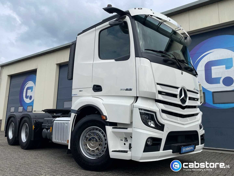 Mercedes-Benz Actros 3363 6x4 SLT Euro 6 3363 6x4 SLT Euro 6 - Zwaartransport - Heavy Load - Schwertransporte - 140 Ton - Year 2024 - Km 35.788 !! - Turbo Retarder Clutch - LIKE NEW !! - Tracteur routier: photos 1 Mercedes-Benz Actros 3363 6x4 SLT Euro 6 3363 6x4 SLT Euro 6 - Zwaartransport - Heavy Load - Schwertransporte - 140 Ton - Year 2024 - Km 35.788 !! - Turbo Retarder Clutch - LIKE NEW !! - Tracteur routier: photos 1