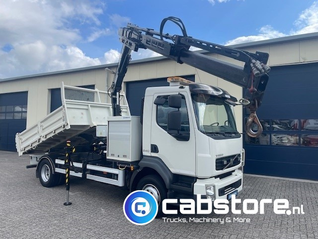 Volvo FL 240 4x2 Euro 5 - Kipper - MKG HLK 45 a2 Autolaadkraan - Bouwjaar 2012 - APK 18-10-2025 - ORIGINAL Km 35.640 !!!! - Good condition !! - Camion benne, Camion grue: photos 3 Volvo FL 240 4x2 Euro 5 - Kipper - MKG HLK 45 a2 Autolaadkraan - Bouwjaar 2012 - APK 18-10-2025 - ORIGINAL Km 35.640 !!!! - Good condition !! - Camion benne, Camion grue: photos 3
