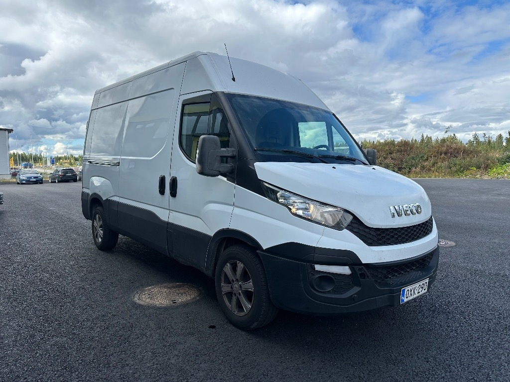 Iveco Daily 35S13 10m3 - Fourgon utilitaire: photos 2 Iveco Daily 35S13 10m3 - Fourgon utilitaire: photos 2