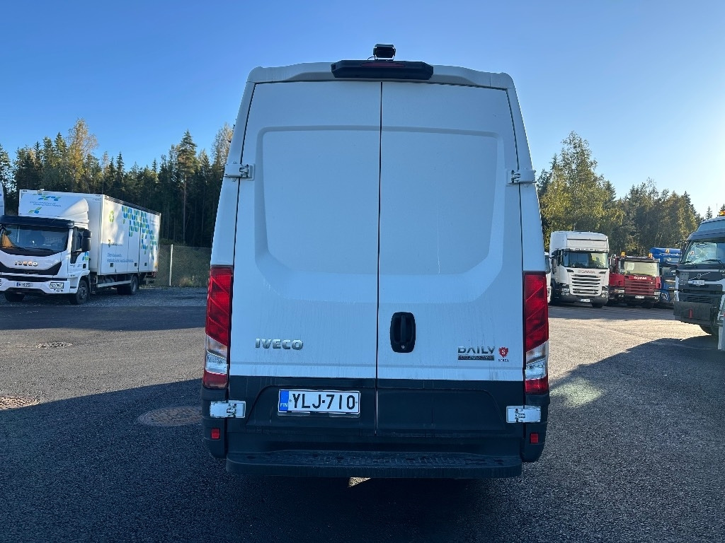 Iveco Daily 35S14 CNG A8 Huom! 6hlö PAKETTIAUTO - Fourgon utilitaire: photos 5 Iveco Daily 35S14 CNG A8 Huom! 6hlö PAKETTIAUTO - Fourgon utilitaire: photos 5