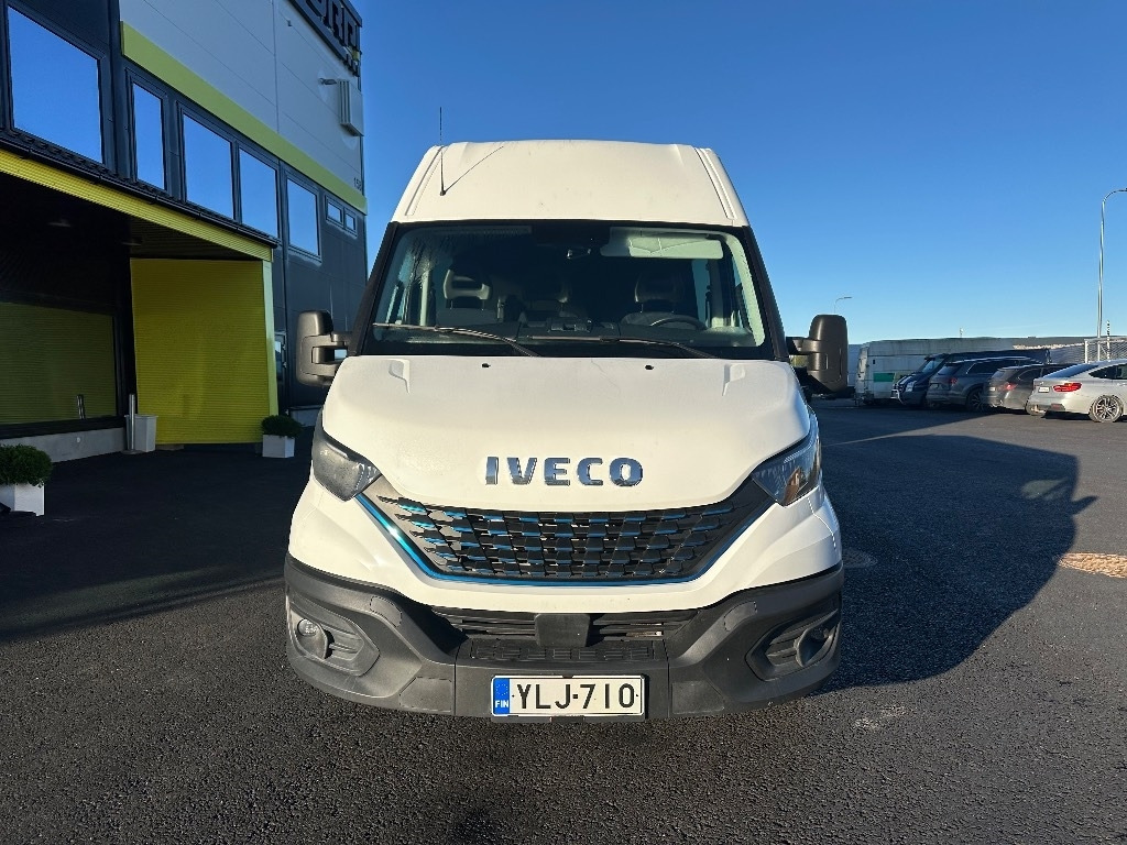 Iveco Daily 35S14 CNG A8 Huom! 6hlö PAKETTIAUTO - Fourgon utilitaire: photos 2 Iveco Daily 35S14 CNG A8 Huom! 6hlö PAKETTIAUTO - Fourgon utilitaire: photos 2