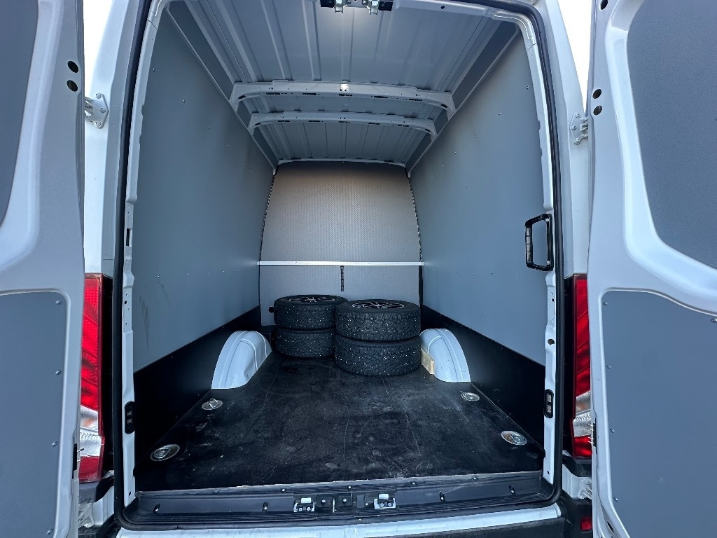 Fourgon utilitaire Iveco Daily 35S14 CNG A8 Huom! 6hlö PAKETTIAUTO: photos 17 Fourgon utilitaire Iveco Daily 35S14 CNG A8 Huom! 6hlö PAKETTIAUTO: photos 17
