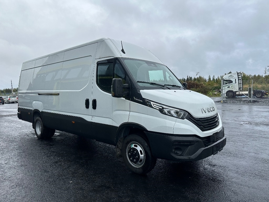 Iveco Daily 50C18A8 16m3 - Fourgon utilitaire: photos 3 Iveco Daily 50C18A8 16m3 - Fourgon utilitaire: photos 3