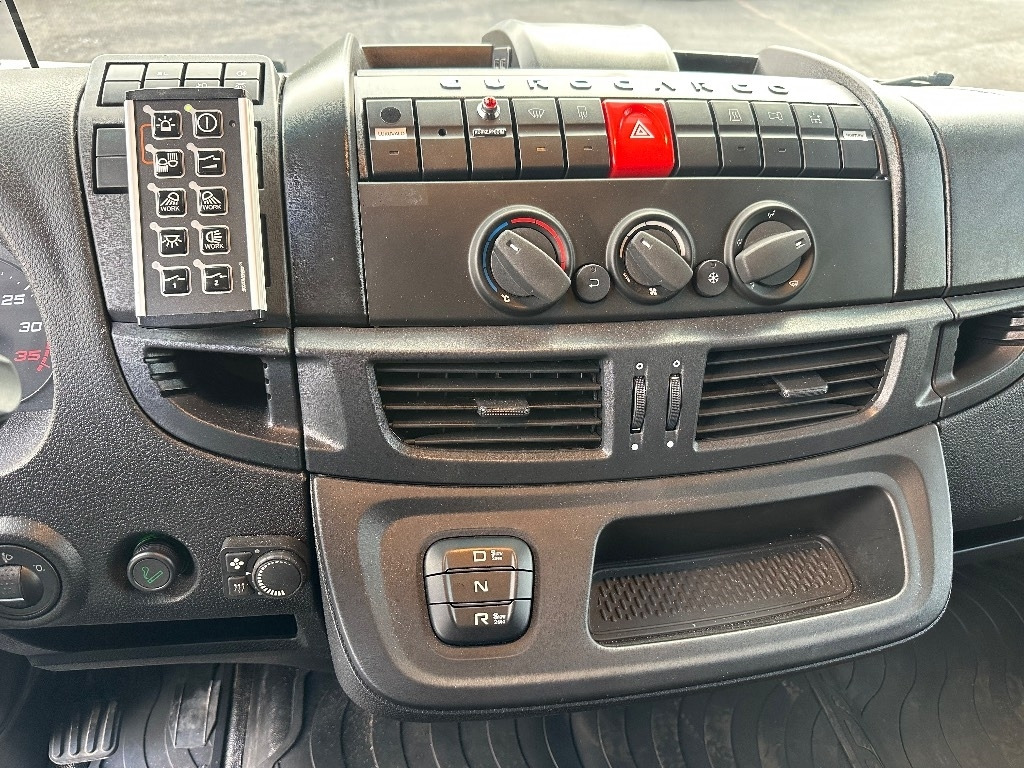 Crédit-bail de Iveco Eurocargo ML150E28 4x4 sähkölaitos varustein Iveco Eurocargo ML150E28 4x4 sähkölaitos varustein: photos 28 Crédit-bail de Iveco Eurocargo ML150E28 4x4 sähkölaitos varustein Iveco Eurocargo ML150E28 4x4 sähkölaitos varustein: photos 28