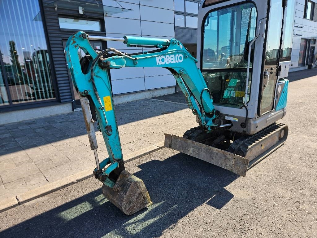Kobelco SK 16 - Mini pelle: photos 2 Kobelco SK 16 - Mini pelle: photos 2