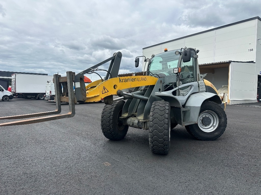 Kramer-allrad 880 4x4 - Valet de ferme: photos 2 Kramer-allrad 880 4x4 - Valet de ferme: photos 2