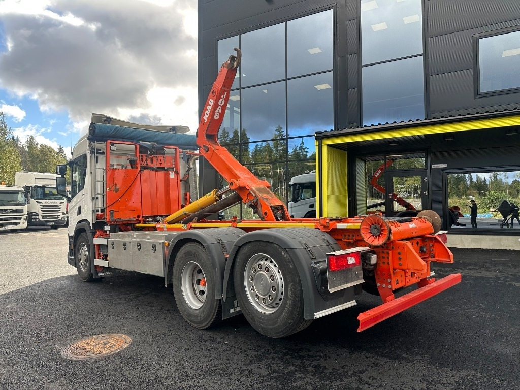 Scania P 370 6x2*4 - Camion ampliroll: photos 4 Scania P 370 6x2*4 - Camion ampliroll: photos 4