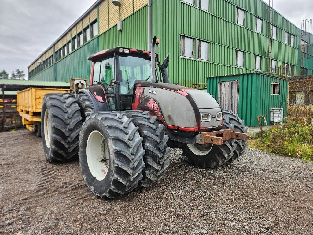 Valtra T 170  - Tracteur agricole: photos 2 Valtra T 170  - Tracteur agricole: photos 2
