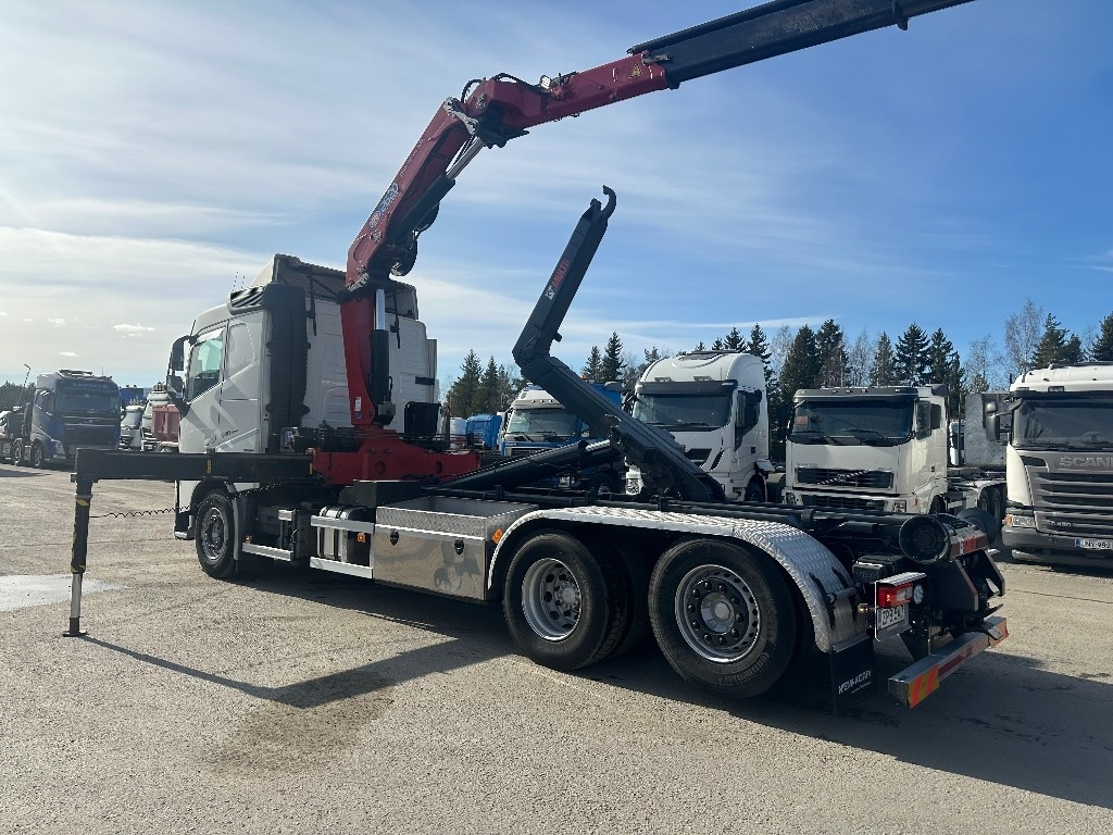 Volvo FH13 540 HMF 2620-K5 - Camion grue: photos 4 Volvo FH13 540 HMF 2620-K5 - Camion grue: photos 4