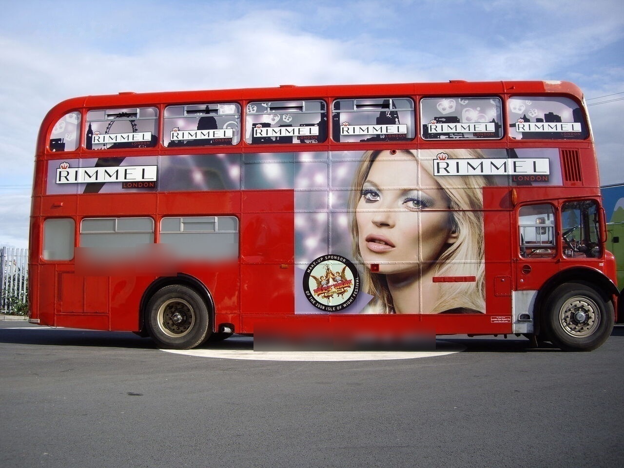 Bus à impériale Bristol LODEKKA (repainted 2023) Low Height British Double Decker Bus Ma: photos 8 Bus à impériale Bristol LODEKKA (repainted 2023) Low Height British Double Decker Bus Ma: photos 8