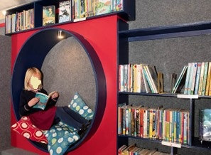 Daimler MOBILE CLASSROOM, EDUCATIONAL, OR LIBRARY BUS - Bus à impériale: photos 5 Daimler MOBILE CLASSROOM, EDUCATIONAL, OR LIBRARY BUS - Bus à impériale: photos 5