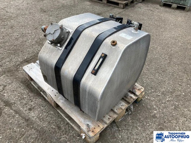 Hydraulik tank aluminum 225L - Réservoir hydraulique pour Camion: photos 1 Hydraulik tank aluminum 225L - Réservoir hydraulique pour Camion: photos 1