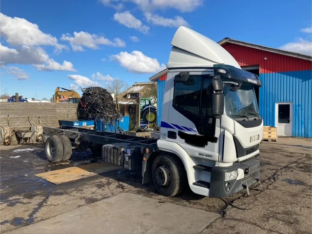 Iveco Eurocargo 120-250 - Châssis cabine: photos 1 Iveco Eurocargo 120-250 - Châssis cabine: photos 1