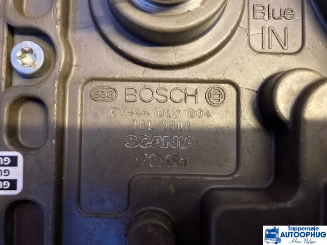 Scania Adblue pumpe EURO 5 P/N:1884225 - Système d'échappement pour Camion: photos 1 Scania Adblue pumpe EURO 5 P/N:1884225 - Système d'échappement pour Camion: photos 1