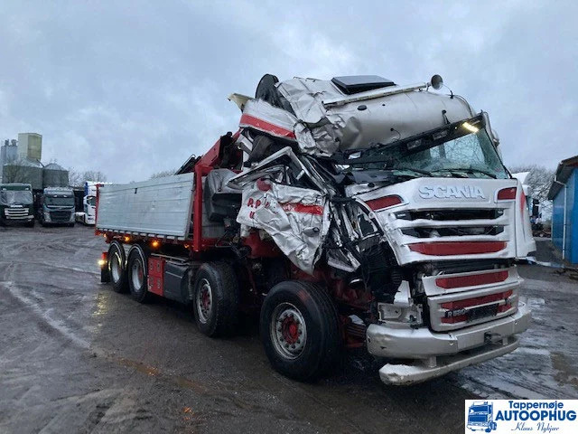 Scania R580 8X4 HIAB 244 EP-5 HIPRO ONLY PARTS - Camion plateau, Camion grue: photos 1 Scania R580 8X4 HIAB 244 EP-5 HIPRO ONLY PARTS - Camion plateau, Camion grue: photos 1