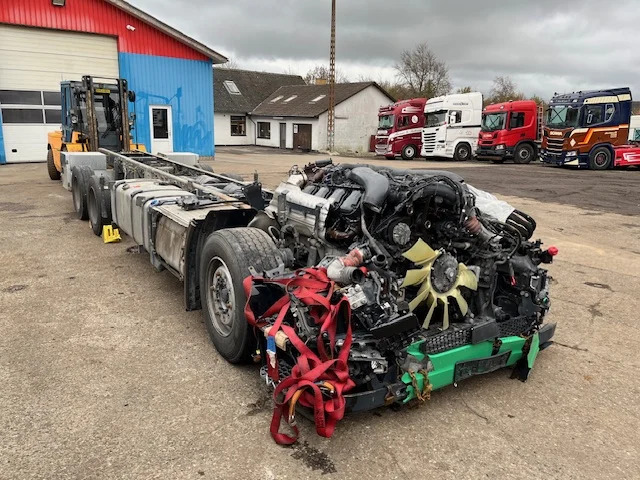 Scania S590 6X2 - Châssis cabine: photos 2 Scania S590 6X2 - Châssis cabine: photos 2