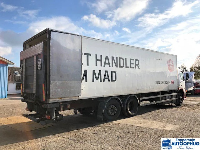 Volvo FM330 Coolerbox 6×2 - Camion frigorifique: photos 4 Volvo FM330 Coolerbox 6×2 - Camion frigorifique: photos 4