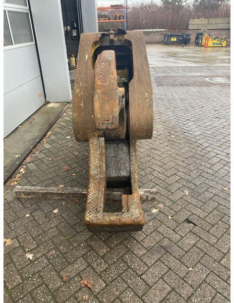 Genesis GXP 400R - Cisaille de démolition pour Engins de chantier: photos 2 Genesis GXP 400R - Cisaille de démolition pour Engins de chantier: photos 2