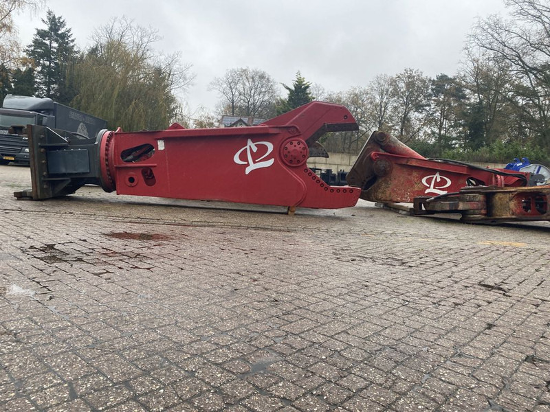 LaBounty MSD 4500R Saber - Cisaille de démolition pour Engins de chantier: photos 1 LaBounty MSD 4500R Saber - Cisaille de démolition pour Engins de chantier: photos 1