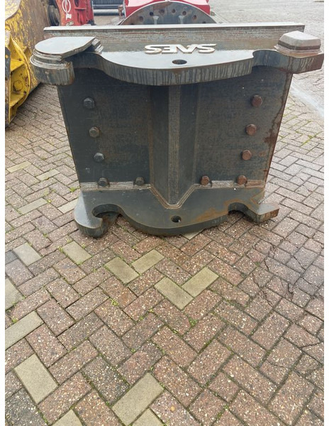 LaBounty MSD 4500R Saber - Cisaille de démolition pour Engins de chantier: photos 4 LaBounty MSD 4500R Saber - Cisaille de démolition pour Engins de chantier: photos 4