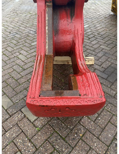 LaBounty MSD 4500R Saber - Cisaille de démolition pour Engins de chantier: photos 3 LaBounty MSD 4500R Saber - Cisaille de démolition pour Engins de chantier: photos 3