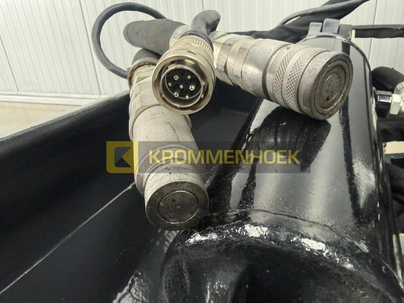 Lame pour Chargeuse Bobcat 96 Dozer Blade 244 cm 6-weg blad: photos 7 Lame pour Chargeuse Bobcat 96 Dozer Blade 244 cm 6-weg blad: photos 7