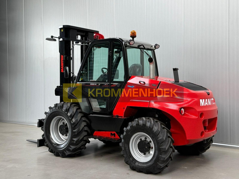 Manitou M50-4 D ST5 S1 EU - Chariot élévateur diesel: photos 3 Manitou M50-4 D ST5 S1 EU - Chariot élévateur diesel: photos 3